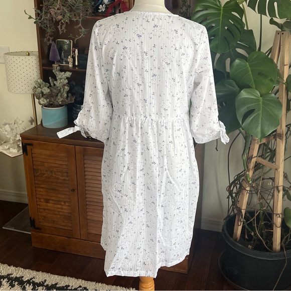 Roolee White Navy Floral Knee Length Modest Dress M - Picture 10 of 14